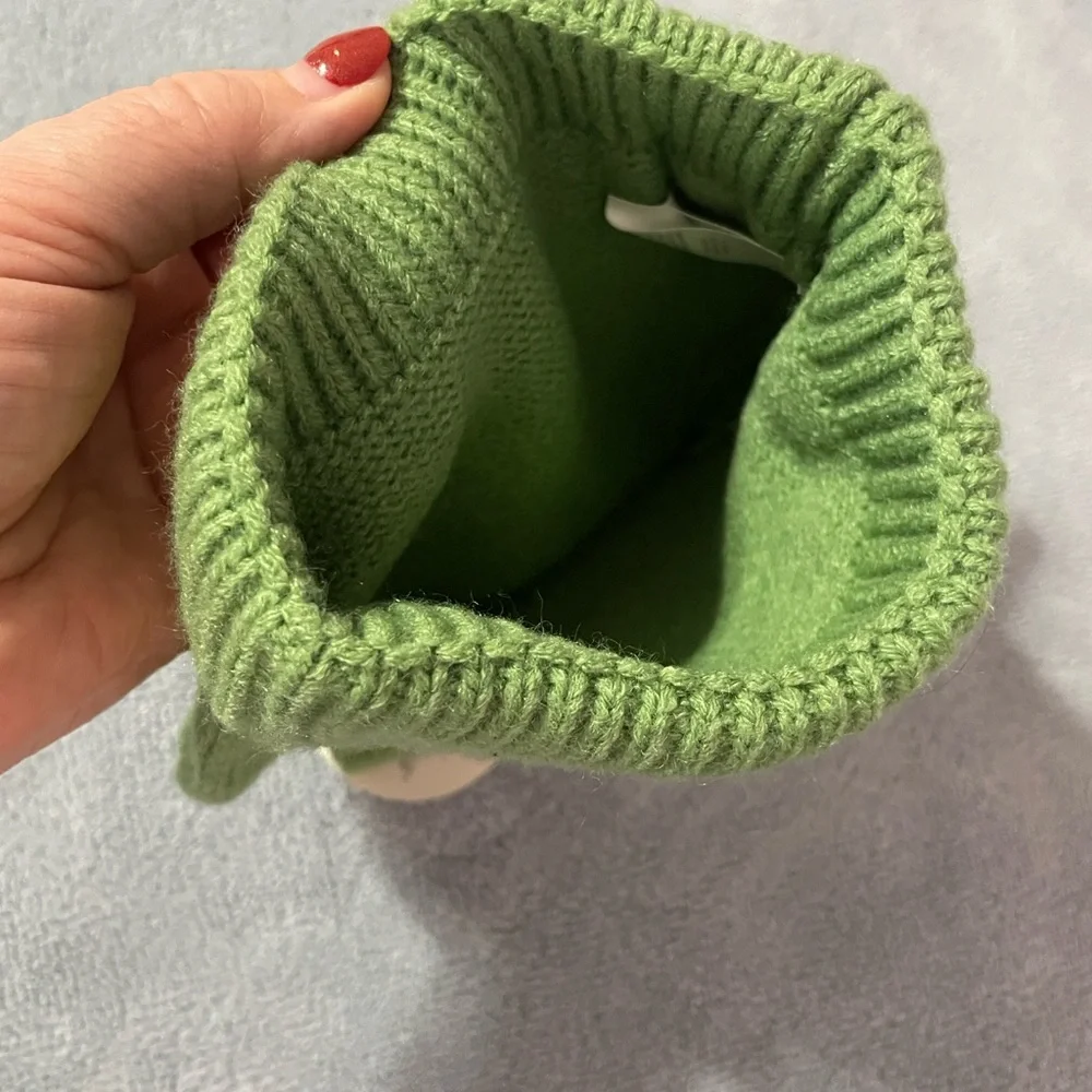 Children’s Green Dinosaur Beanie and Mittens Set